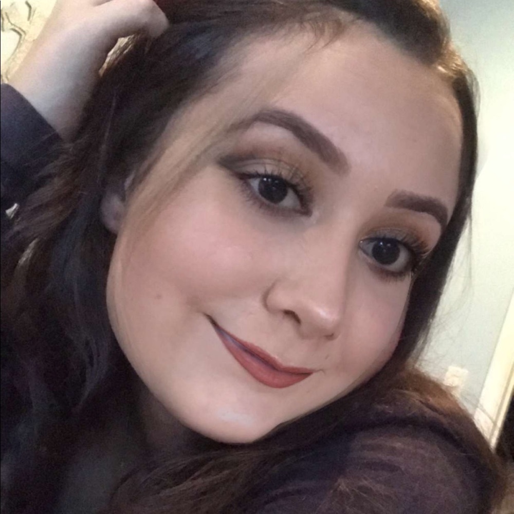 Meet your Posher, Azelin